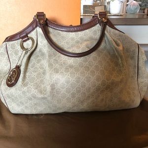 Beautiful Authentic Gucci Sukey bag!